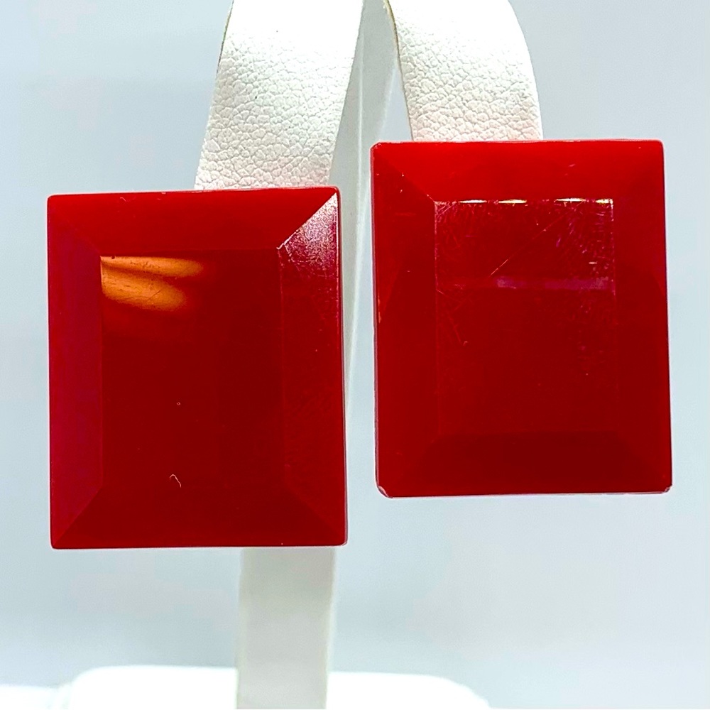 VINTAGE WEST GERMANY RED EARRINGS CLIP LARGE STATEMENT FACETED RECTANGLE GLASS